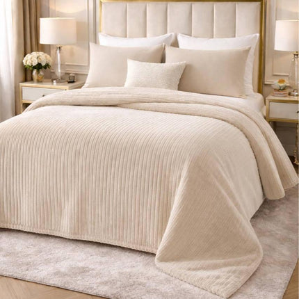 Copriletto Trapuntato Coste Velour in Velluto a Costine, Coperta Letto Matrimoniale Elegante e Morbida, Copriletto Moderno Tinta Unita per Camera da Letto – Design Made in Italy