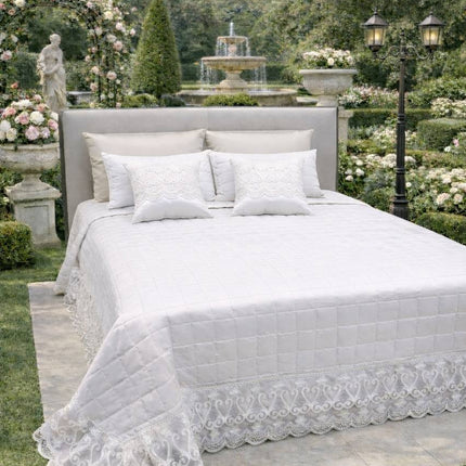 Trapuntino Copriletto Matrimoniale Trapuntato con Balza in Pizzo Ricamato, Copriletto Elegante Tinta Unita con Cuscini Coordinati, Coperta Letto Decorativa per Camera da Letto – Stile Classico