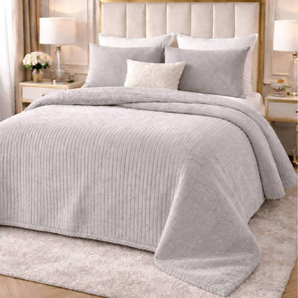 Copriletto Trapuntato Coste Velour in Velluto a Costine, Coperta Letto Matrimoniale Elegante e Morbida, Copriletto Moderno Tinta Unita per Camera da Letto – Design Made in Italy