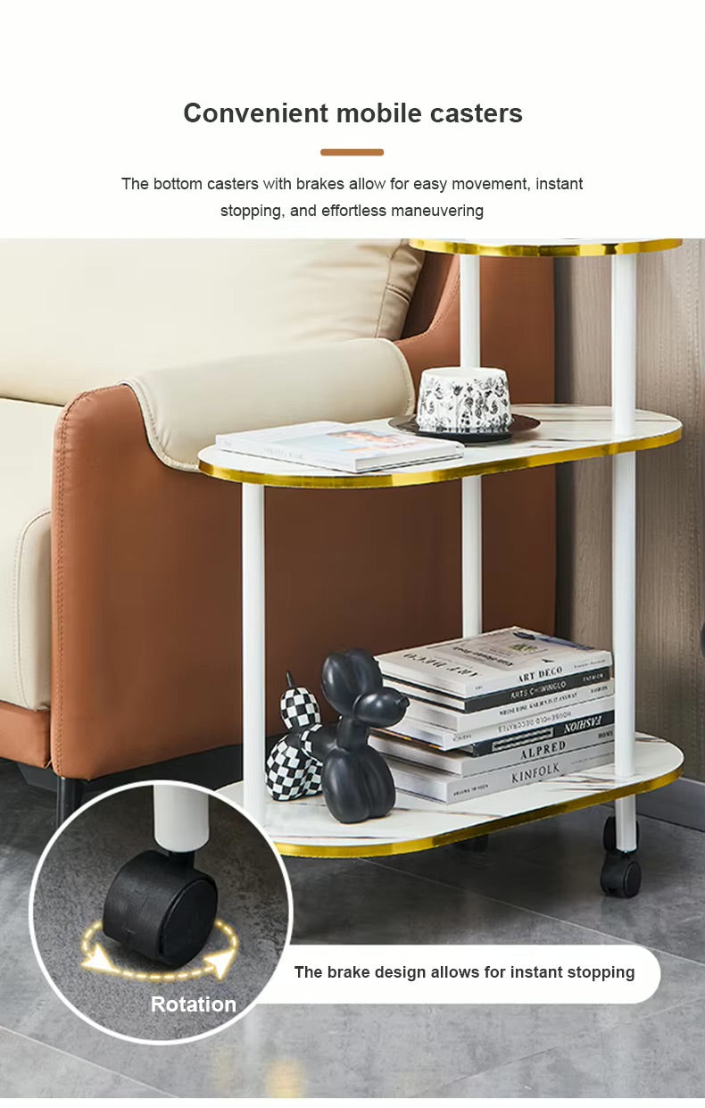 Tavolino da Caffè Moderno a 3 Ripiani con Ruote – Design Effetto Marmo con Struttura in Metallo Dorato, Ideale per Salotto e Soggiorno